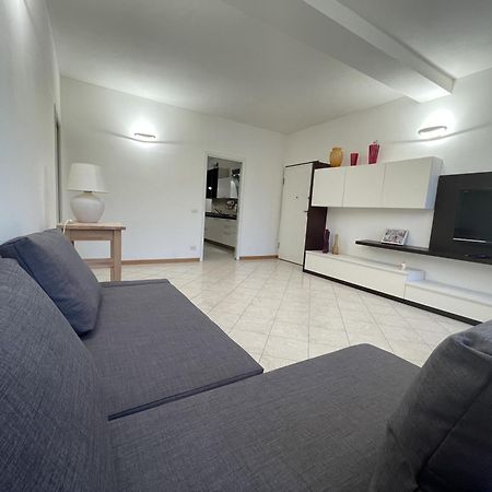 Appartamento Spazioso - Snodo Urbano เซียนา ภายนอก รูปภาพ