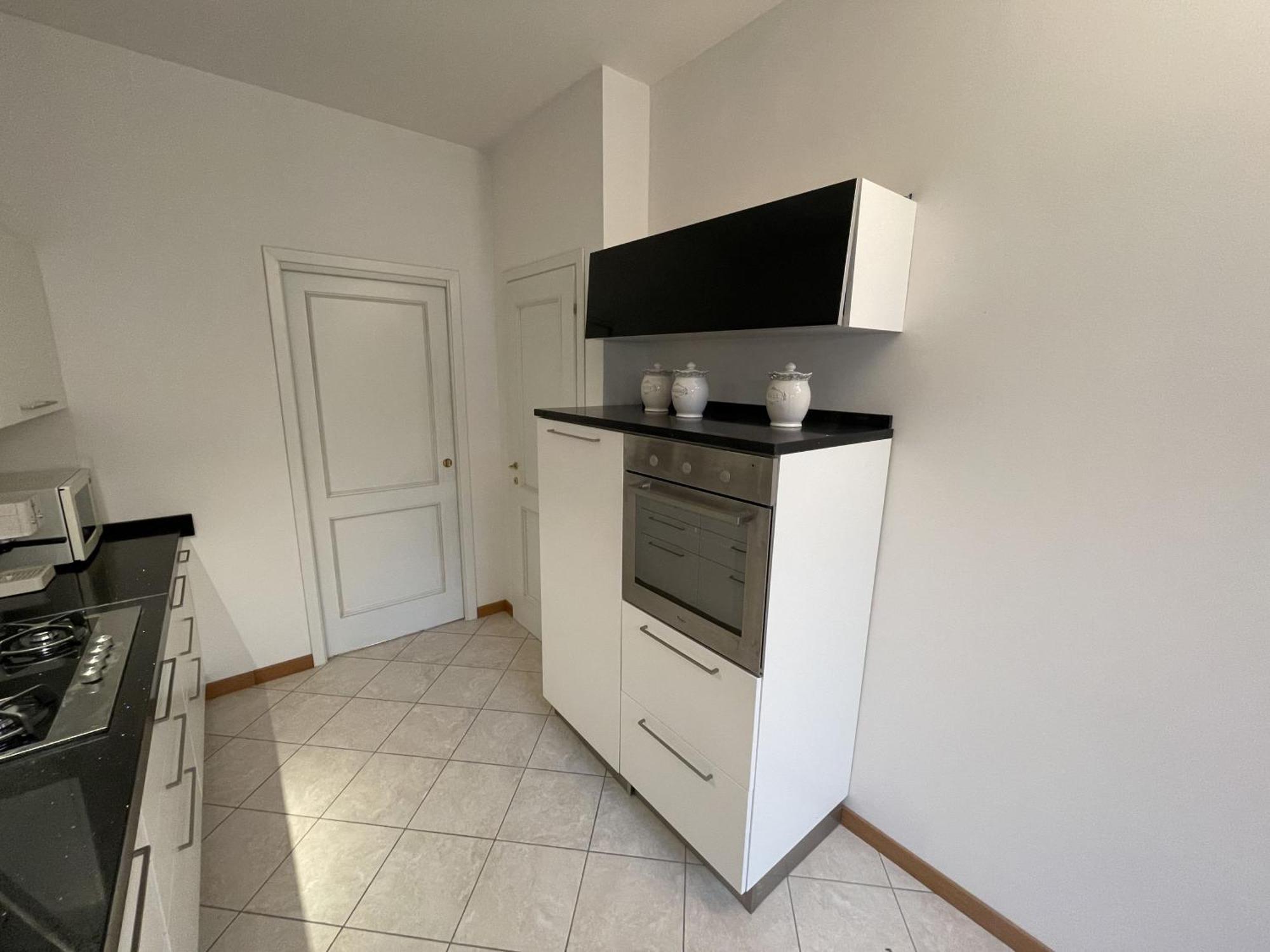 Appartamento Spazioso - Snodo Urbano เซียนา ภายนอก รูปภาพ