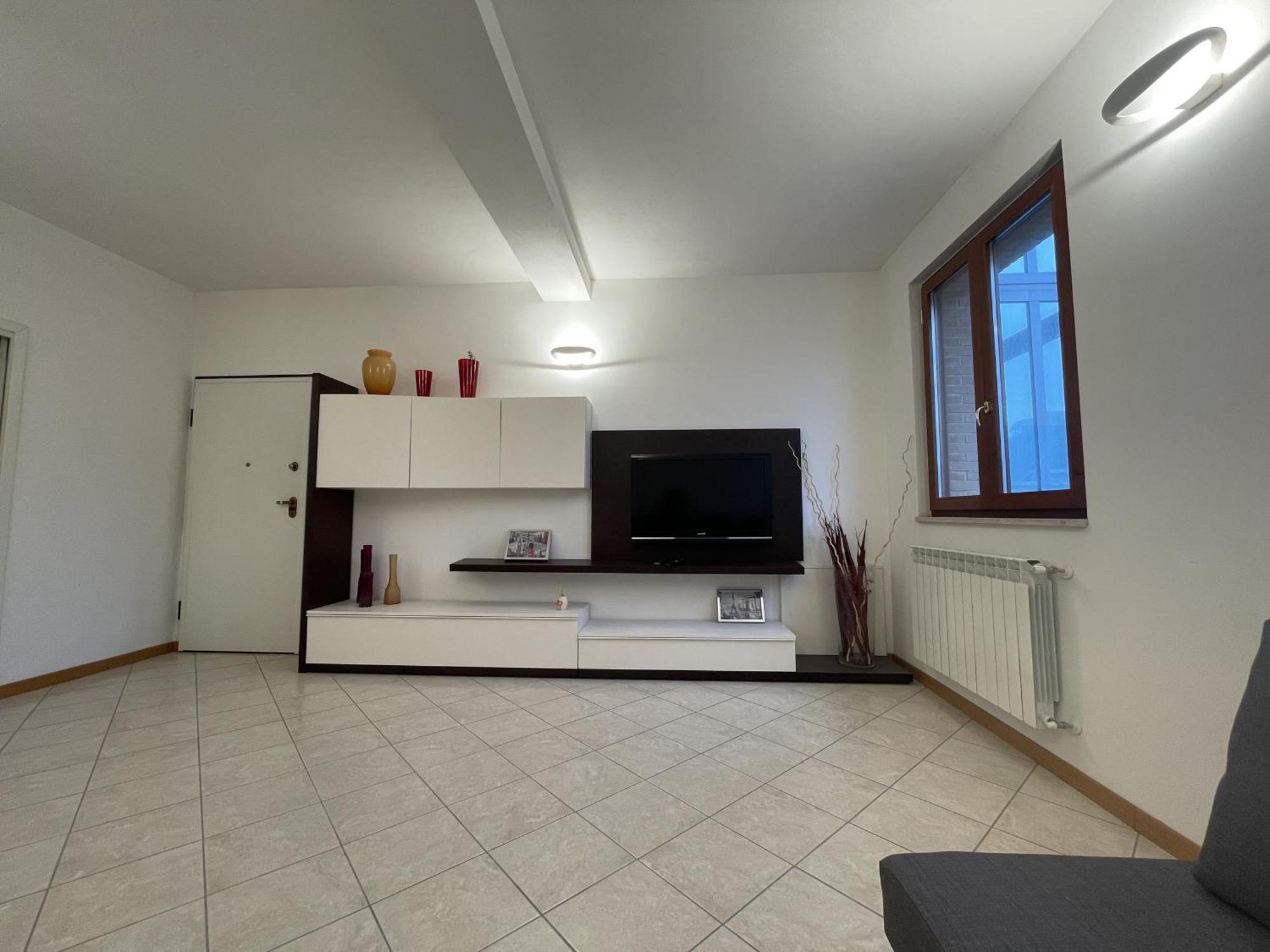 Appartamento Spazioso - Snodo Urbano เซียนา ภายนอก รูปภาพ