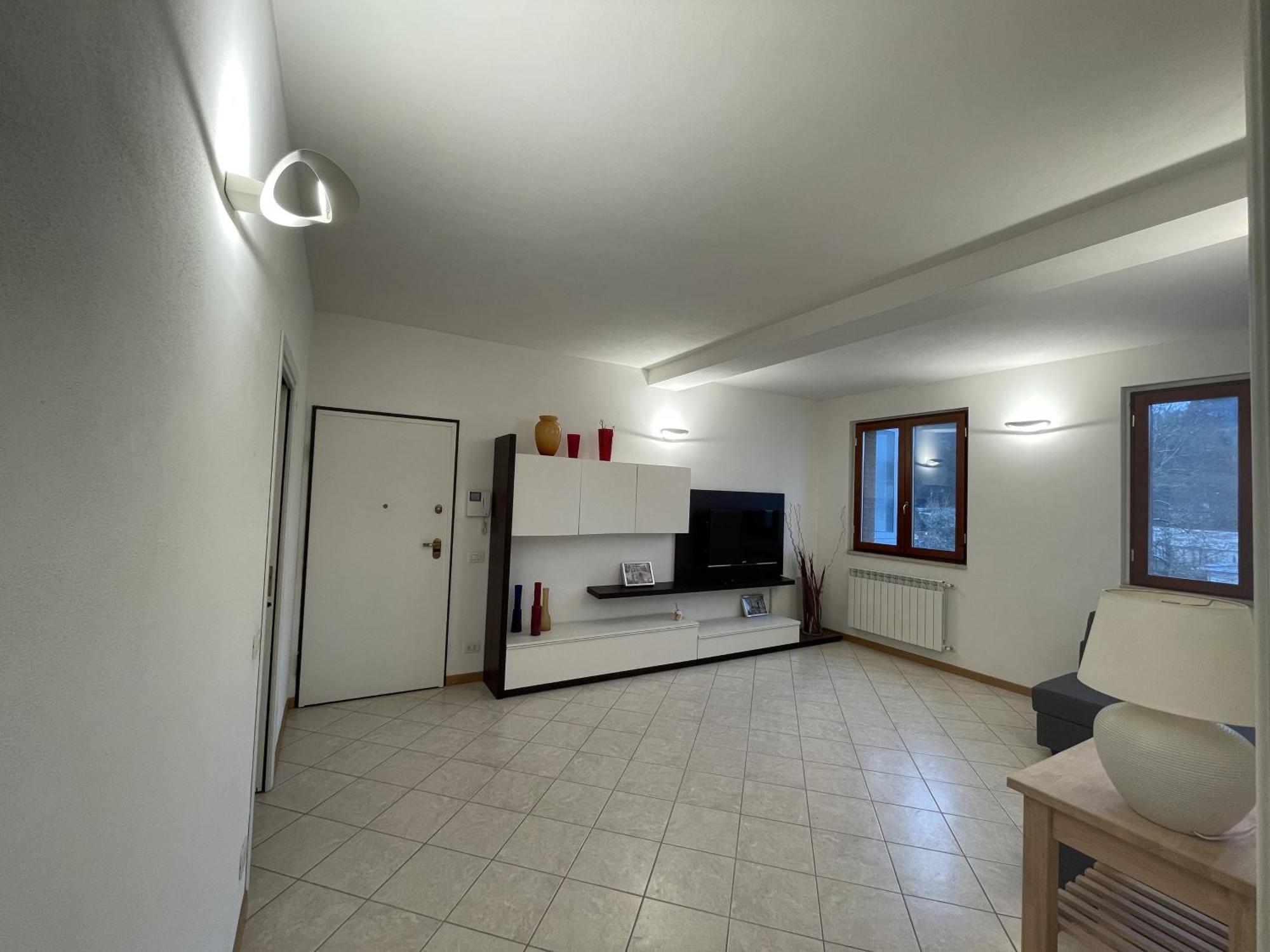 Appartamento Spazioso - Snodo Urbano เซียนา ภายนอก รูปภาพ