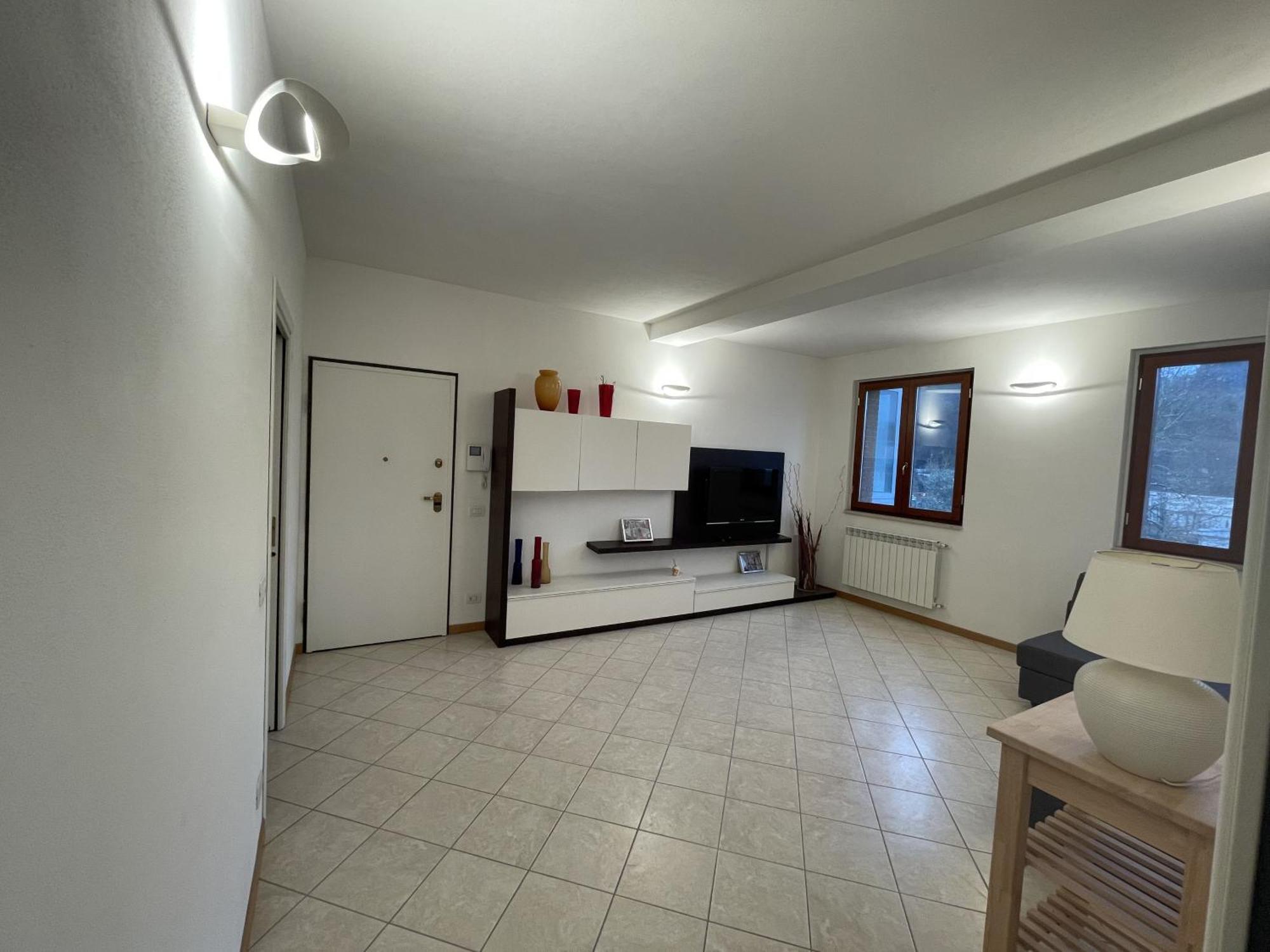 Appartamento Spazioso - Snodo Urbano เซียนา ภายนอก รูปภาพ